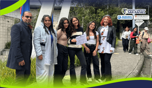 ¡Nuestros estudiantes brillan con conocimiento! 